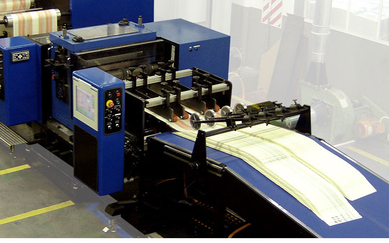 Die outlet cutting system
